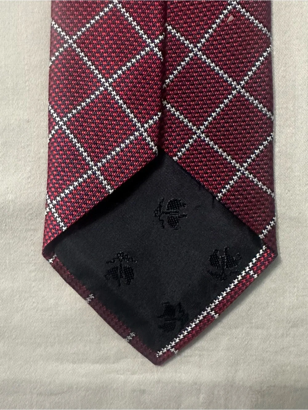 Brooks Brothers 346 Mens Necktie Pure Silk Burgundy Red Silver Plaid USA Made